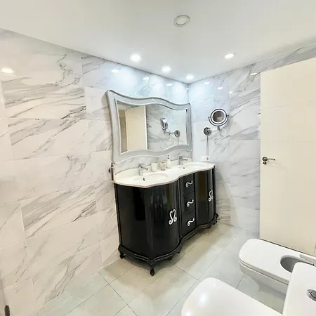 Del Mar Seafront Iii - Eaw Homes Appartement *